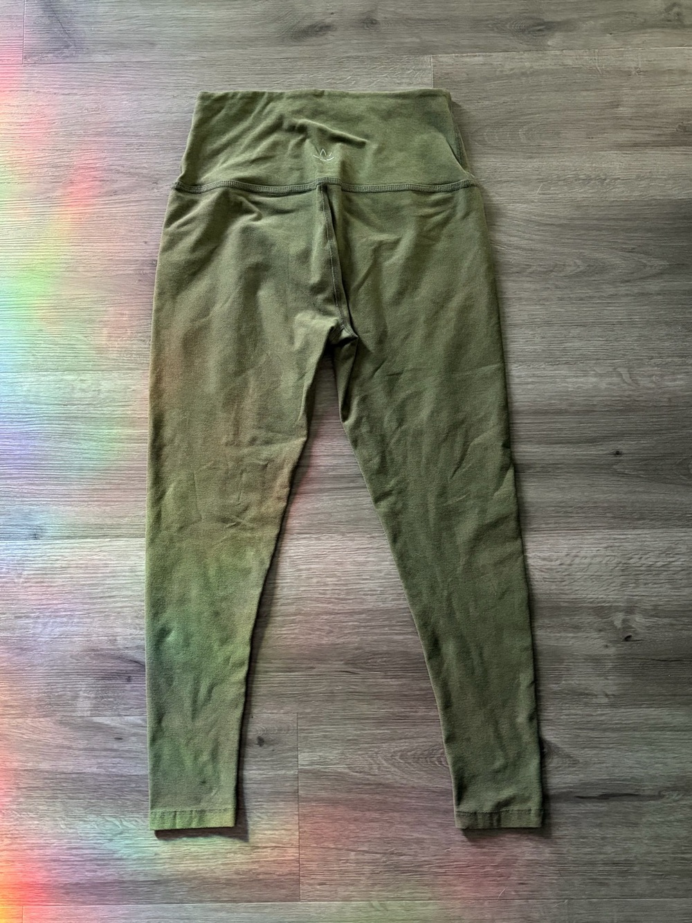 Beyond Yoga Midi Olive Green Leggings